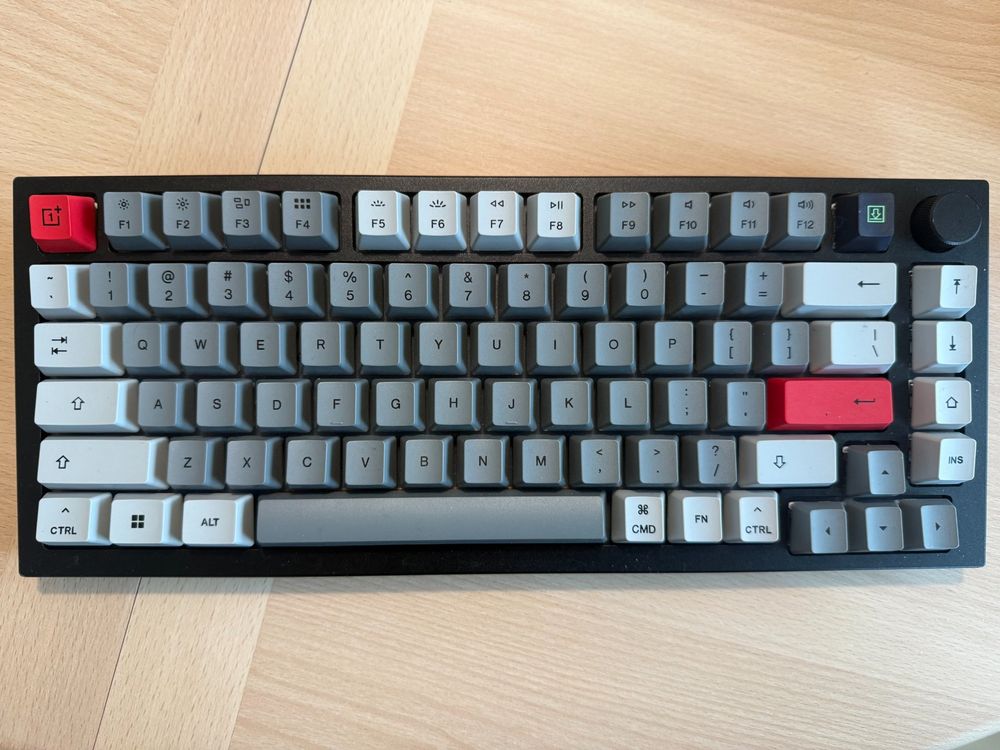 GMMK PRO 75% Tastatur – One Plus Keycaps, Keychron Red (Gebraucht) in ...