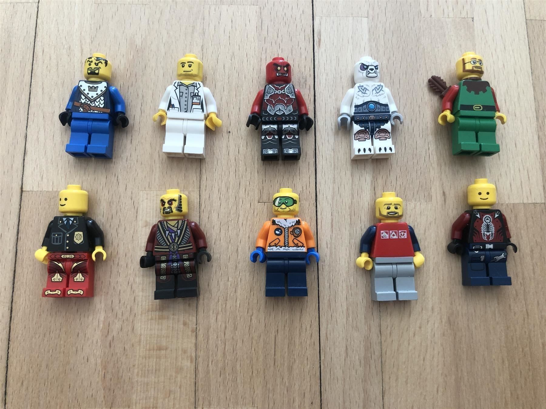Statuette: Lego Minifiguren Sammlung Mini Figures Figuren – Usato da Nussbaumen AG venduto da Pika-Shop