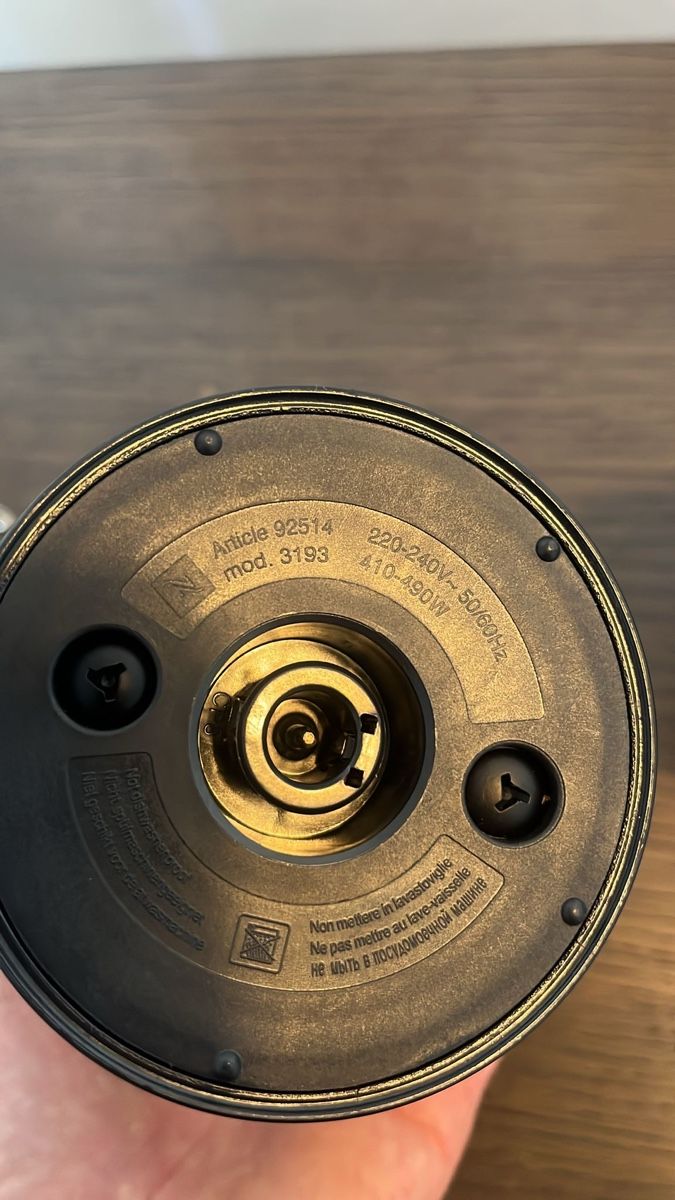 Nespresso Machines à café & Machines à expresso: Nespresso Milchshäumer – D'occasion à Root par HHParts 2