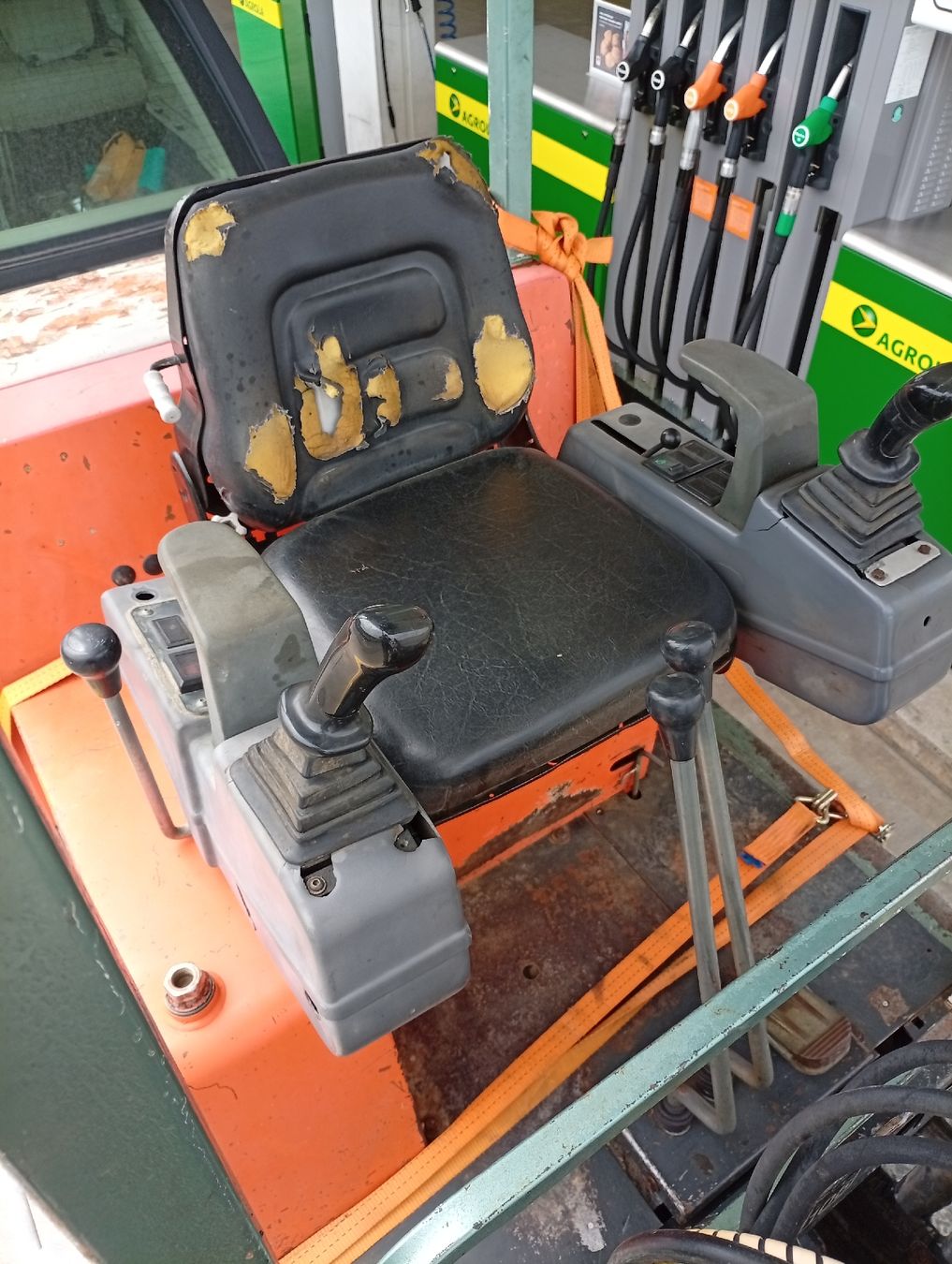 Bagger: Bagger Raupenbagger Peljob EB 12.4  – Gebraucht aus Uster von Loro_ 3