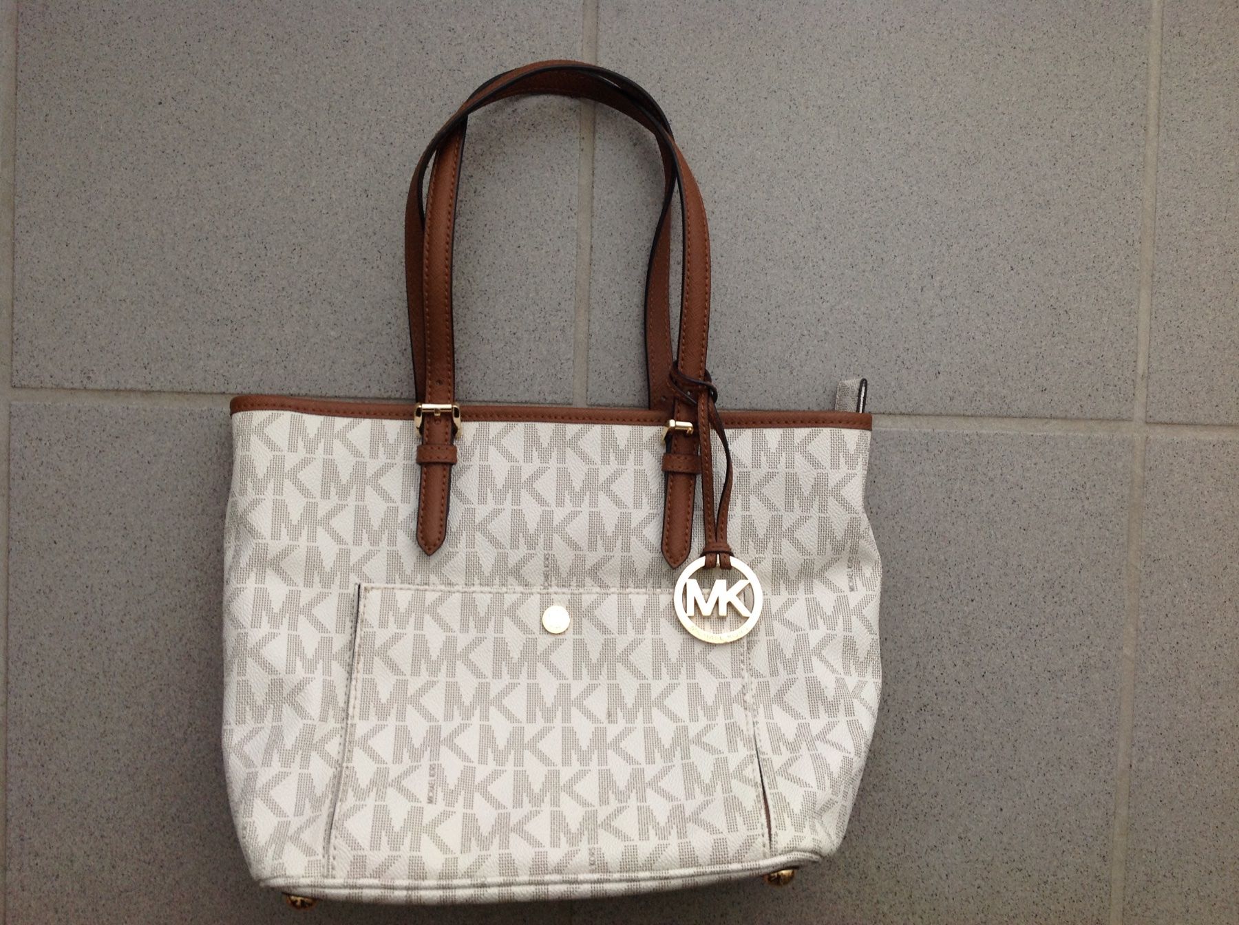 Taschen für Damen: Michael Kors Tasche – Neu (gemäss Beschreibung) aus Zürich von Pimboli06