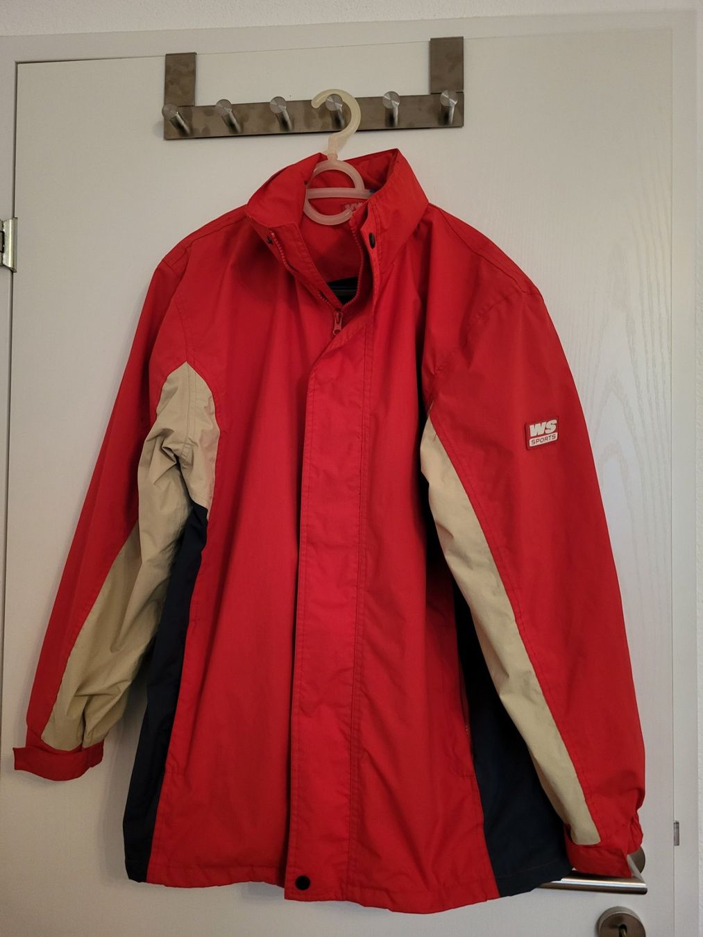 Giacche: Windjacke rot – Usato da Emmenbruecke venduto da Haufis