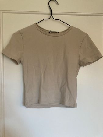 Beiges Croptop