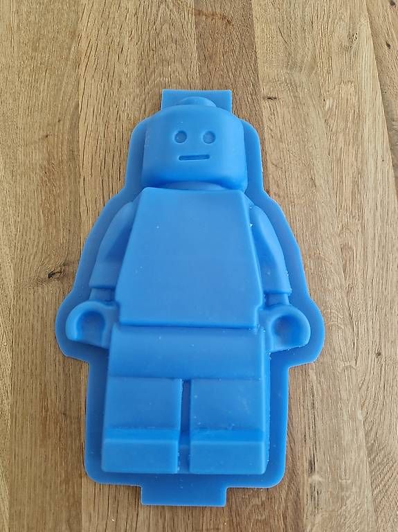 Teglie da forno: Lego Figur Silikonform – Usato da Tafers venduto da Nathtafers 1