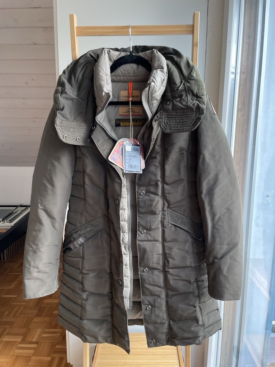 Parajumpers Jacken: Original Parajumpers Light Long Bear Grösse M – Gebraucht aus Lengnau BE von DieBiene8