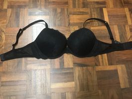 Schwarzer BH 85C von H&M