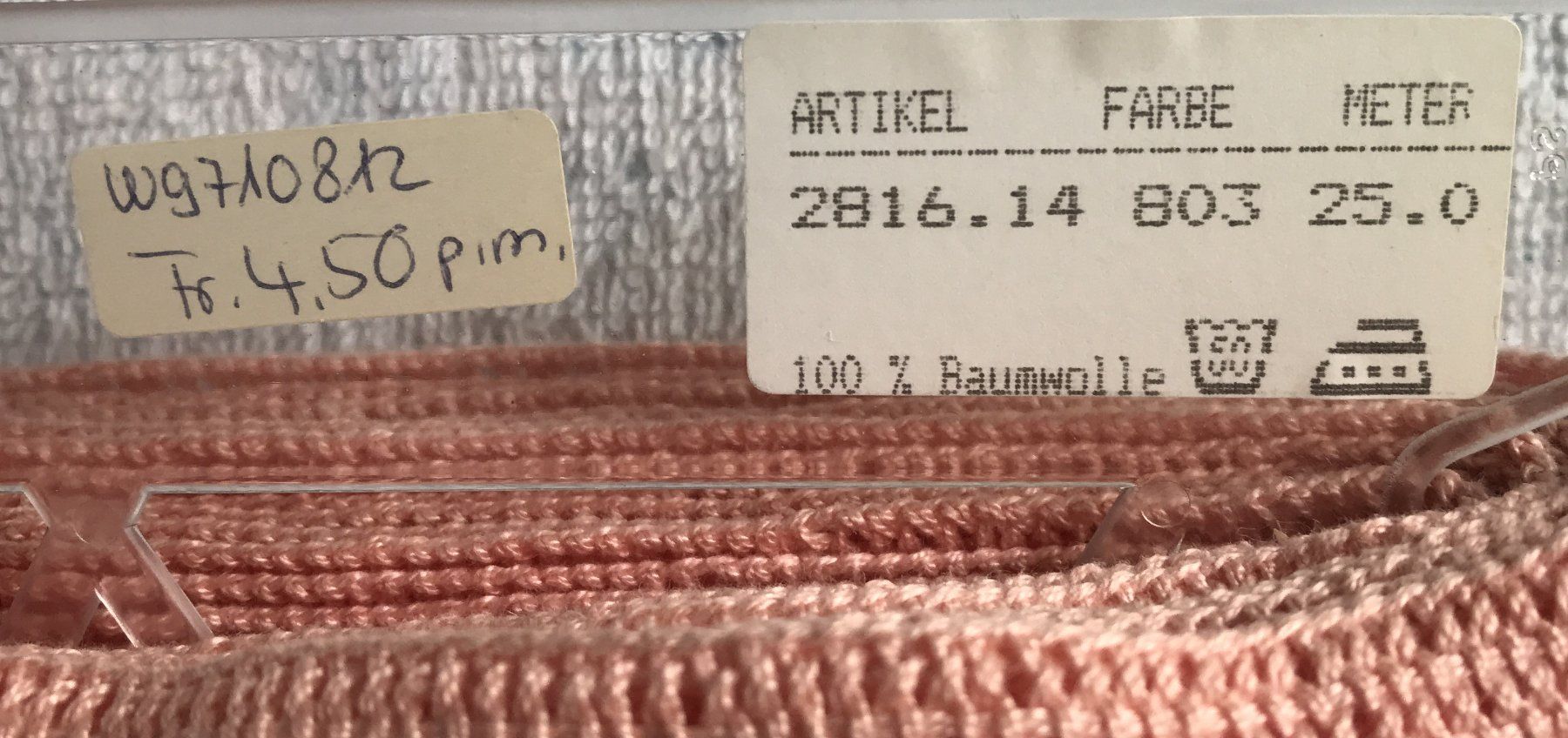 Tessuti: STOFFBAND NEU 4.40 METER – Nuovo (secondo la descrizione) da Ostermundigen venduto da Kari1937 4