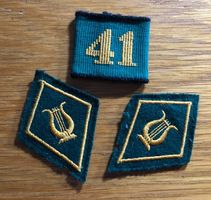 1 épaulette Bat 41 fusilier montagne & 2 insignes Fanfare CH