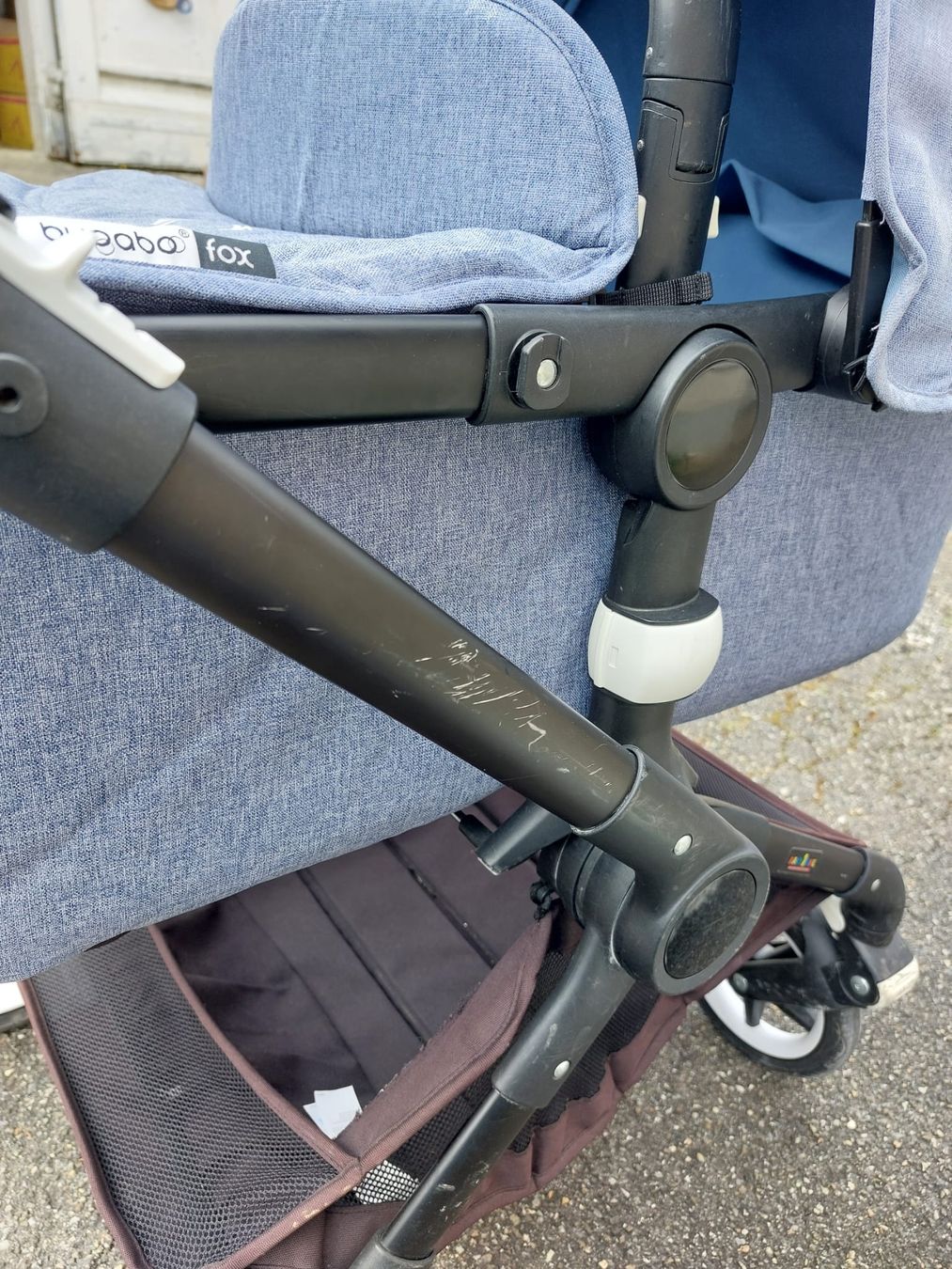 Bugaboo Carrozzine: Bugaboo Fox 2 Kinderwagen in Jeansblau – Usato da Mümliswil venduto da Grizzly7 9