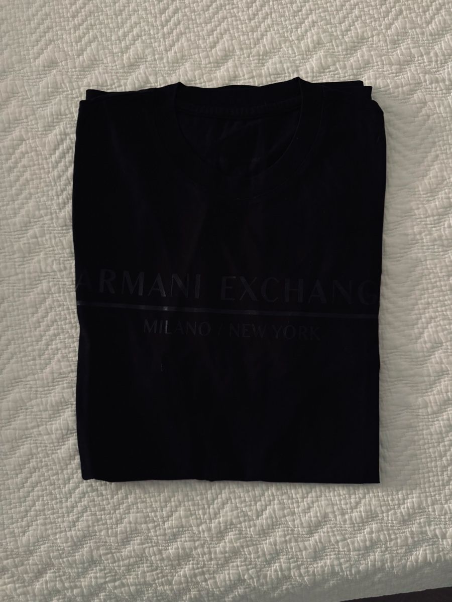 Armani T-Shirts: Armani - Cotton T-Shirt - S regular – Gebraucht aus Collonge-Bellerive von alejan_0984 2