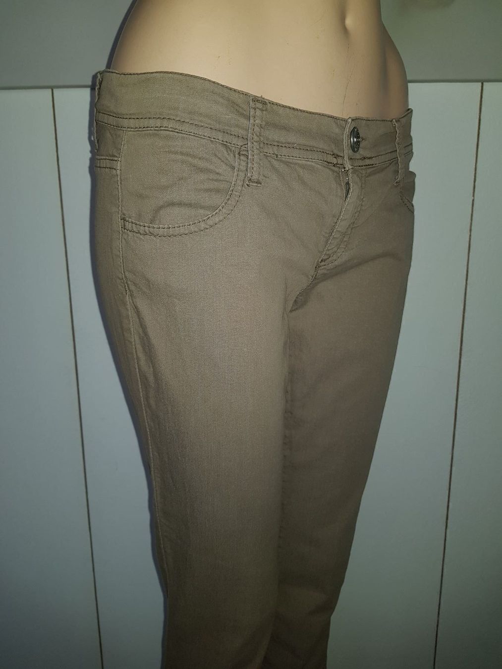 Benetton Jeans: BENETTON Jegging taille / Grosse W 32 – Usato da Cossonay-ville venduto da Super-Price-Quality 3