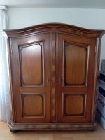 Antiker Schrank