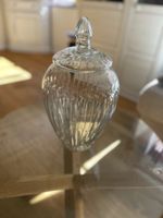 Prunkdose Glas geschliffen mit Deckel guter Zustand