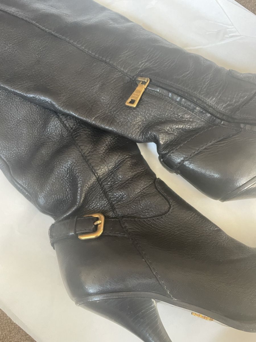Scarpe da donna: Prada Lederstiefel Gr. 36 schwarz – Nuovo (secondo la descrizione) da Oetwil am See venduto da abtDesign 3