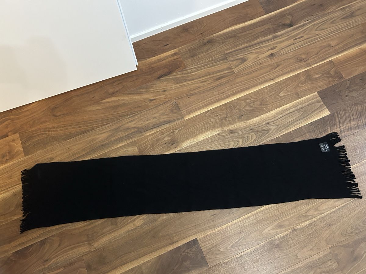 Joop Foulard & Sciarpe: Schal Joop! – Usato da Geroldswil venduto da Gfacchinetti 1