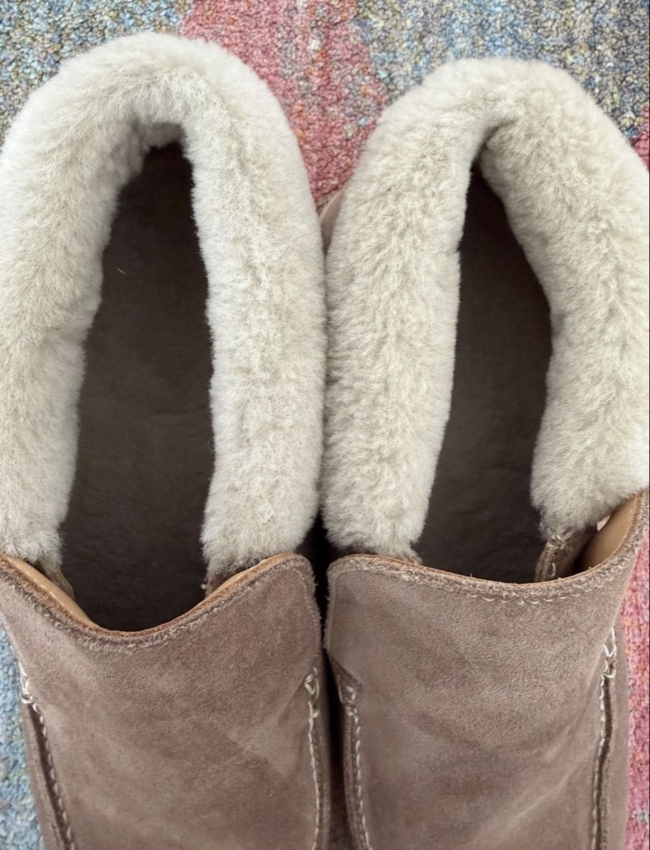 Scarpe da donna: Aurélien citi loafers with fur inside  – Nuovo (secondo la descrizione) da Lausanne venduto da Loyal_8 7