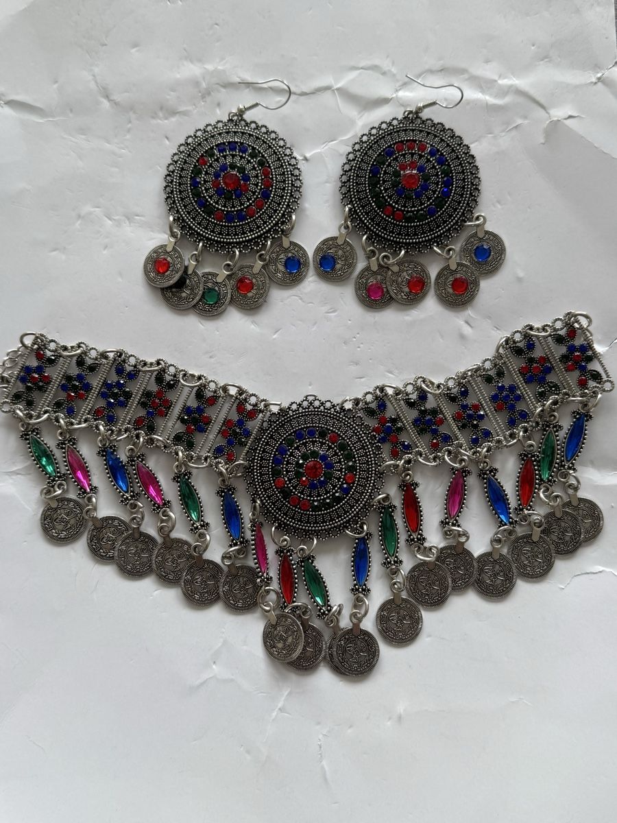 Catenine: Boho Ethno Schmuckset – Statement Halskette & Ohrringe – Usato da Worblaufen venduto da mar_tfk8