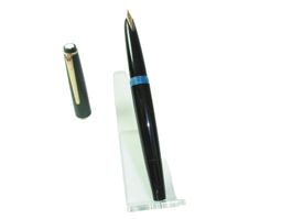Exzellenter Füllfederhalter MONTBLANC 32 14K EF