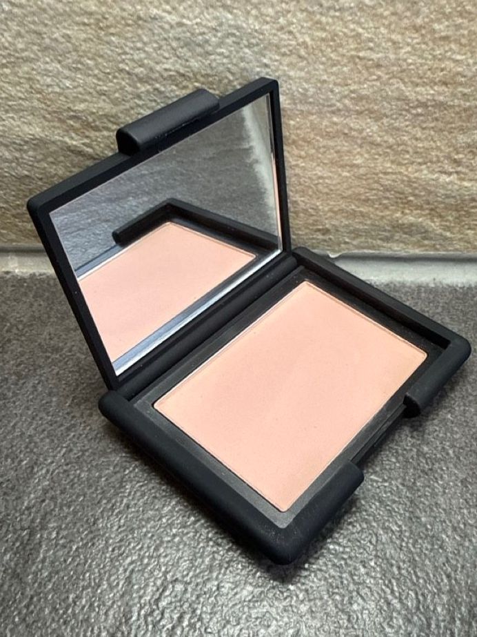 Nars Make-up: NARS Blush - Behave – Gebraucht aus Otelfingen von Gasolino