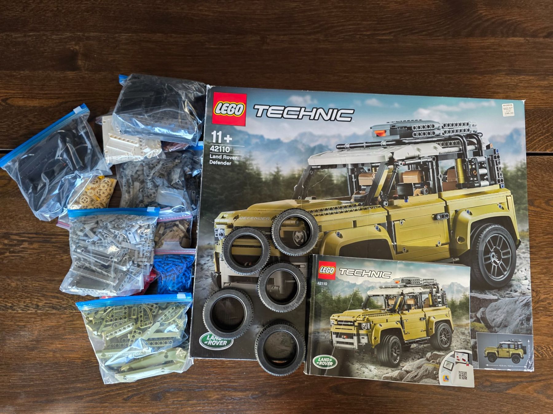 Lego Kit di costruzioni: Lego Technic 42110 Land Rover Defender – Usato da Nänikon venduto da Nova81 2