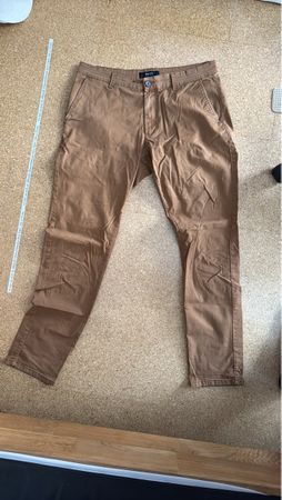 Trendige Herren Hose von SMOG, Grösse 34 Braun