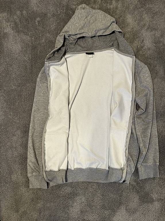 Maglioni & Felpe: Zipper Grau Grösse: M – Usato da Bottmingen venduto da fed_8spp 2