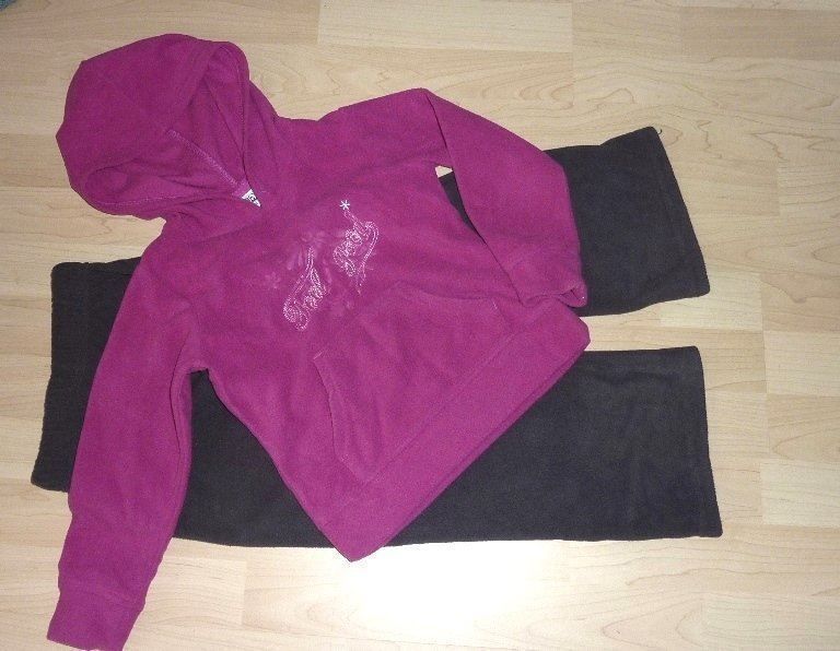 Giacche & Cappotti: Fleece Jacke und Hose Gr. 116 – Nuovo e nell'imballaggio originale da Melchnau venduto da BarbaraD01