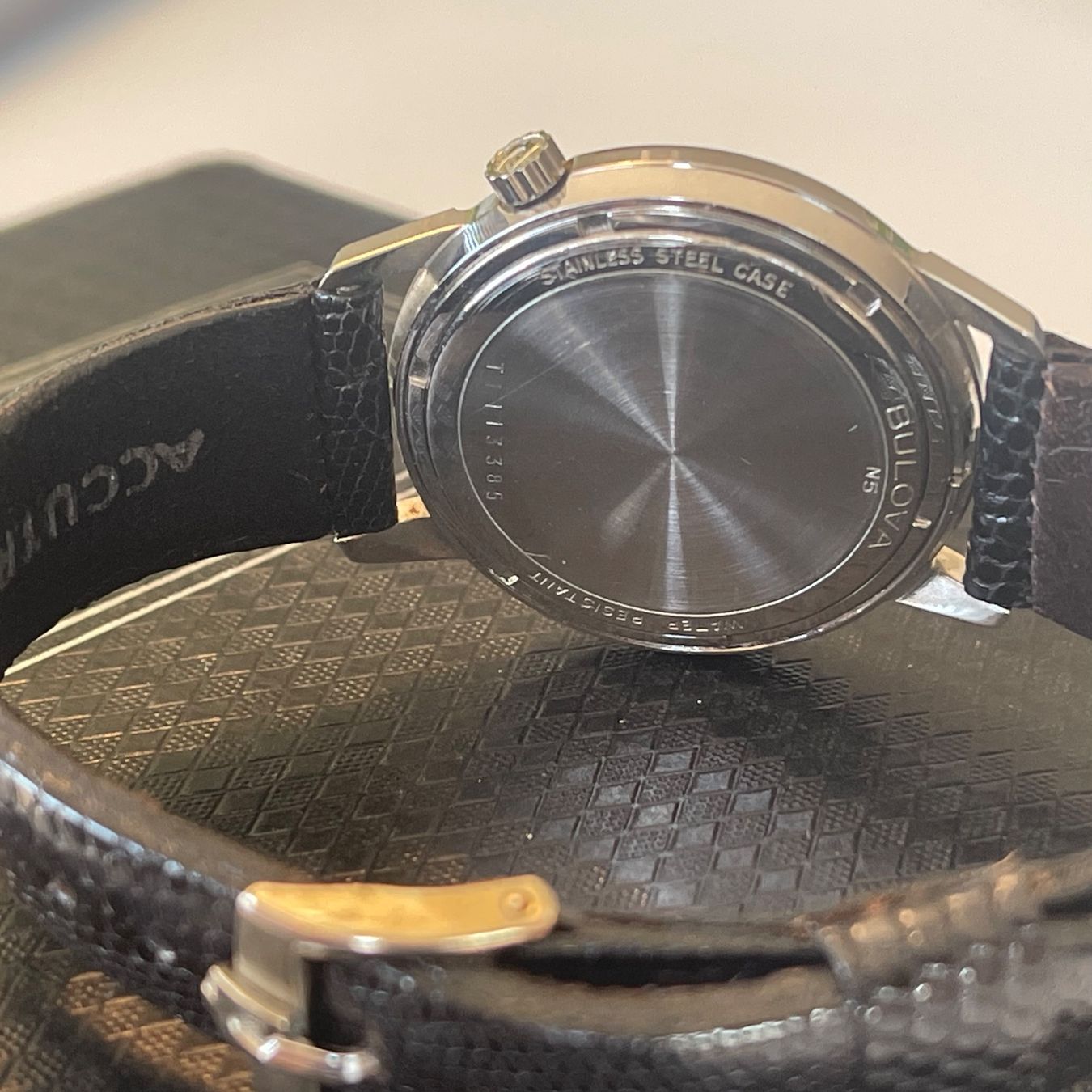 Bulova Orologi: Bulova Accutron 1975 (NOS) – Nuovo e nell'imballaggio originale da Lausanne venduto da logiknet 5
