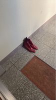 Rote Damen Stiefeletten,Kunststoff , Grösse 37. Top!