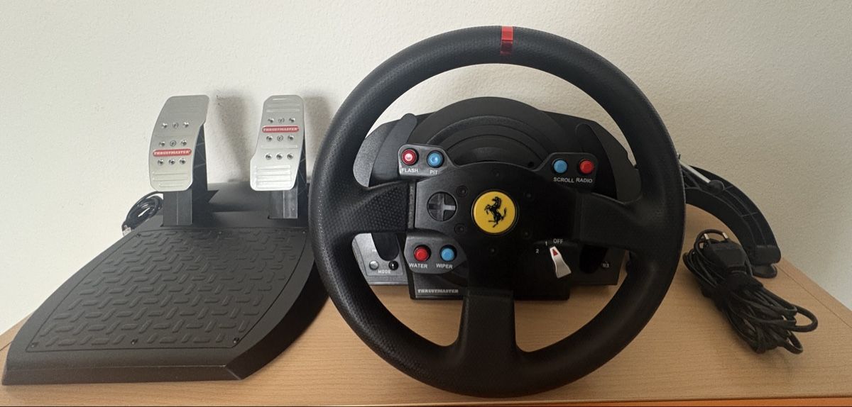 Thrustmaster Controller: Thrustmaster T300 Racing Wheel Force Feedback PS3/PS4 et PC – Gebraucht aus Porrentruy von qwentoz