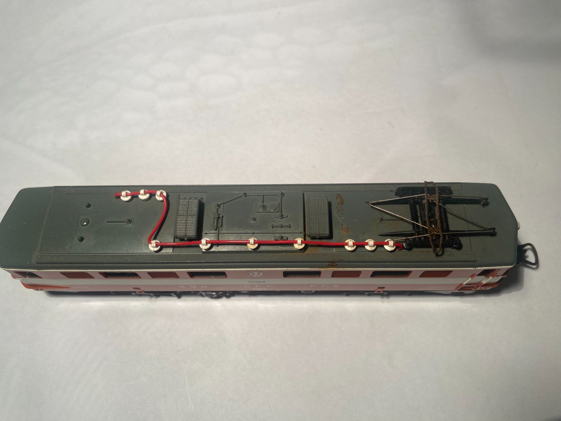 Lima Modellini di ferrovie: LIMA E-Lok Ae 6/6 Basel Orange/Weiss SBB, DC Analog – Usato da Buchrain venduto da Modellbahn11 4