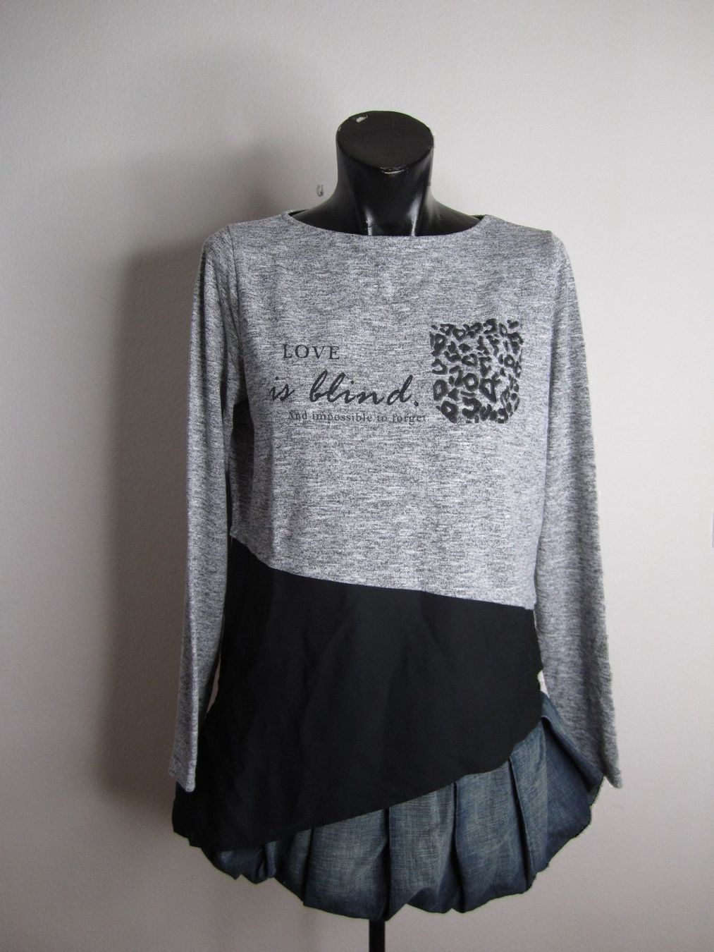 Maglioni & Felpe: Pull asymétrique – Usato da Lausanne venduto da Kmm03