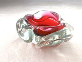 Cendrier aux formes très Vintages ou vide poche