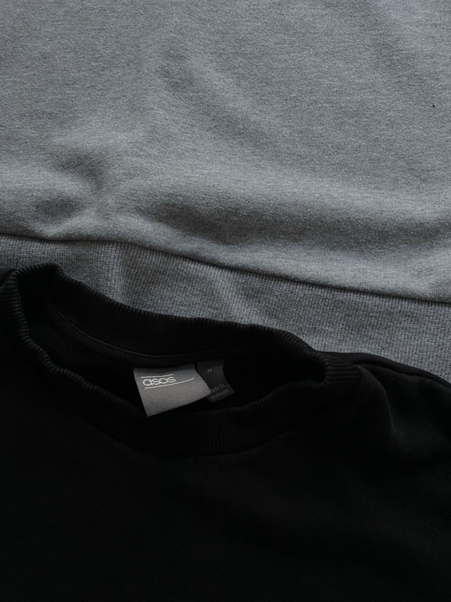 Asos Pullover & Sweatshirts: 2x ASOS Sweaters Butterfly Print M & Black M – Neu (gemäss Beschreibung) aus La Tour de Peilz von bau_sm8d 4