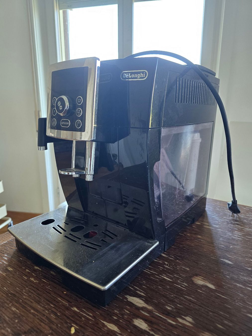De'Longhi Kaffeemaschinen & Espressomaschinen: delonghi Kaffeemaschine – Gebraucht aus Bern von Eshco 1
