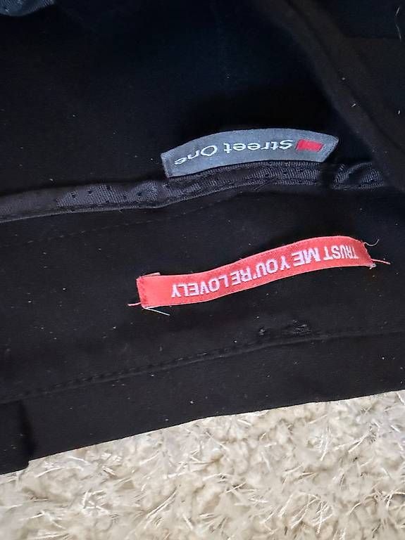 Pantaloni: Street One - Hose Gr. 38/28 – Usato da Hägglingen venduto da KarinK 1