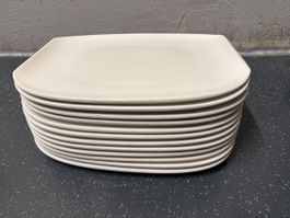 Posten Teller Villeroy & Boch, 36x28 cm ab CHF 1,-