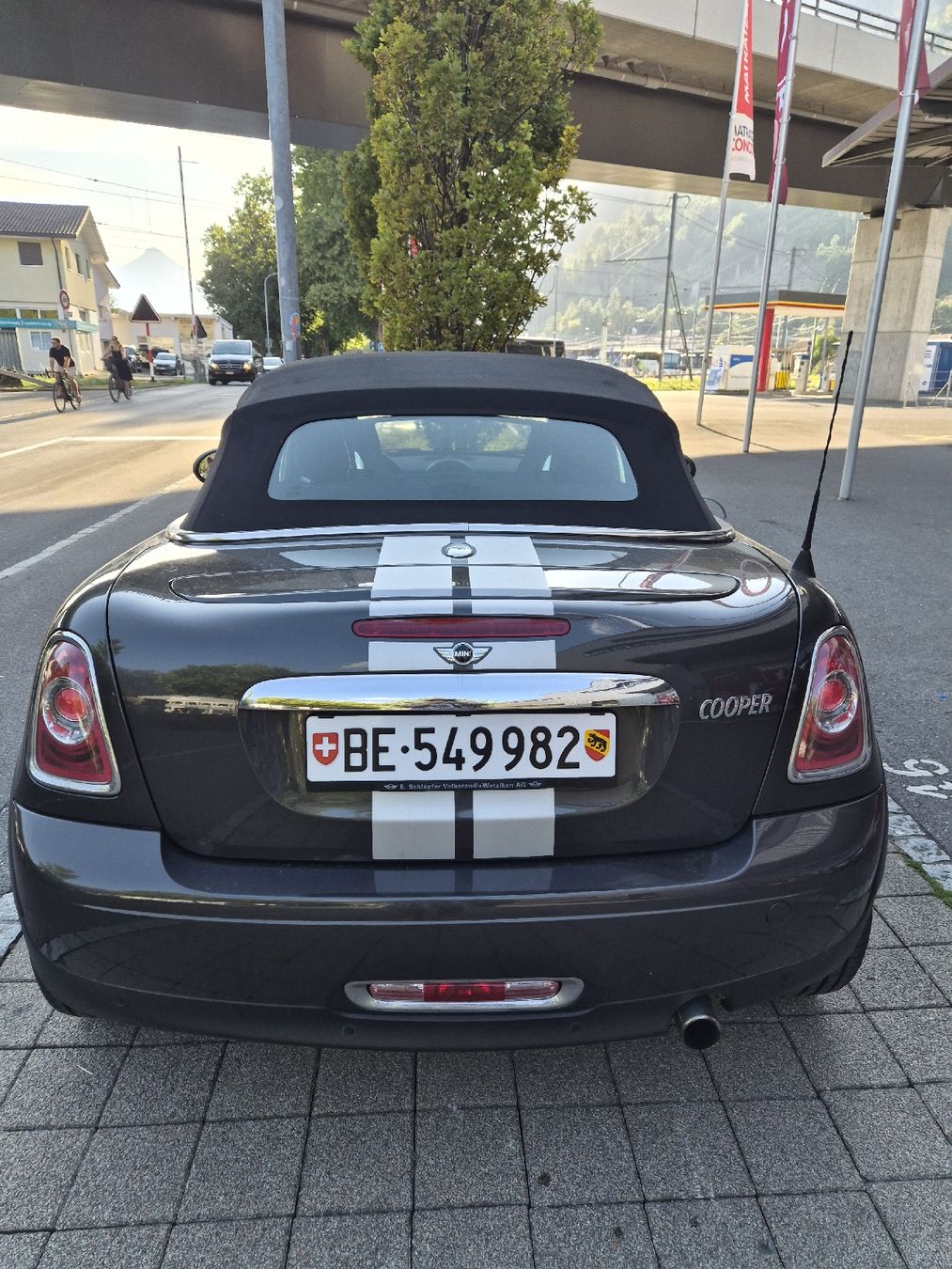 Mini Autos: Wunderschönes Mini Cabriolet – Gebraucht aus Merligen von mon_v9j5 6
