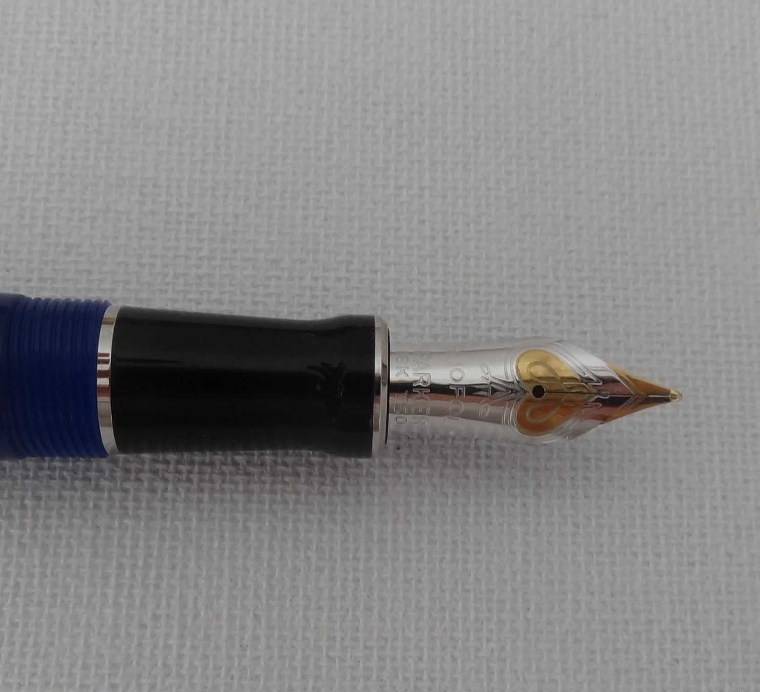 Parker Stifte & Marker: PARKER Duofold Blue & Black Centennial Füllfederhalter – Neu und originalverpackt aus Locarno von Sicabe 4