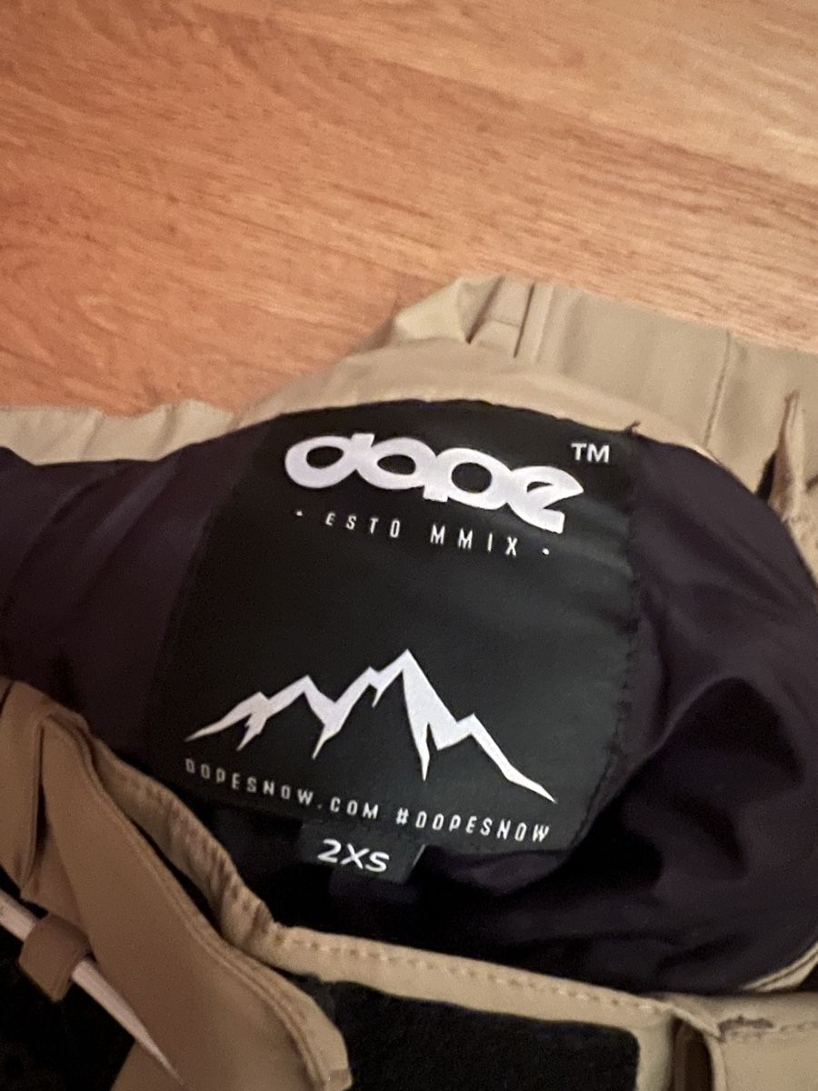 Skis: Skihose Dope – D'occasion à Henau par pacogima 1