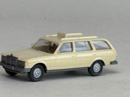 VE1- Wiking Mercedes 250 T Taxi