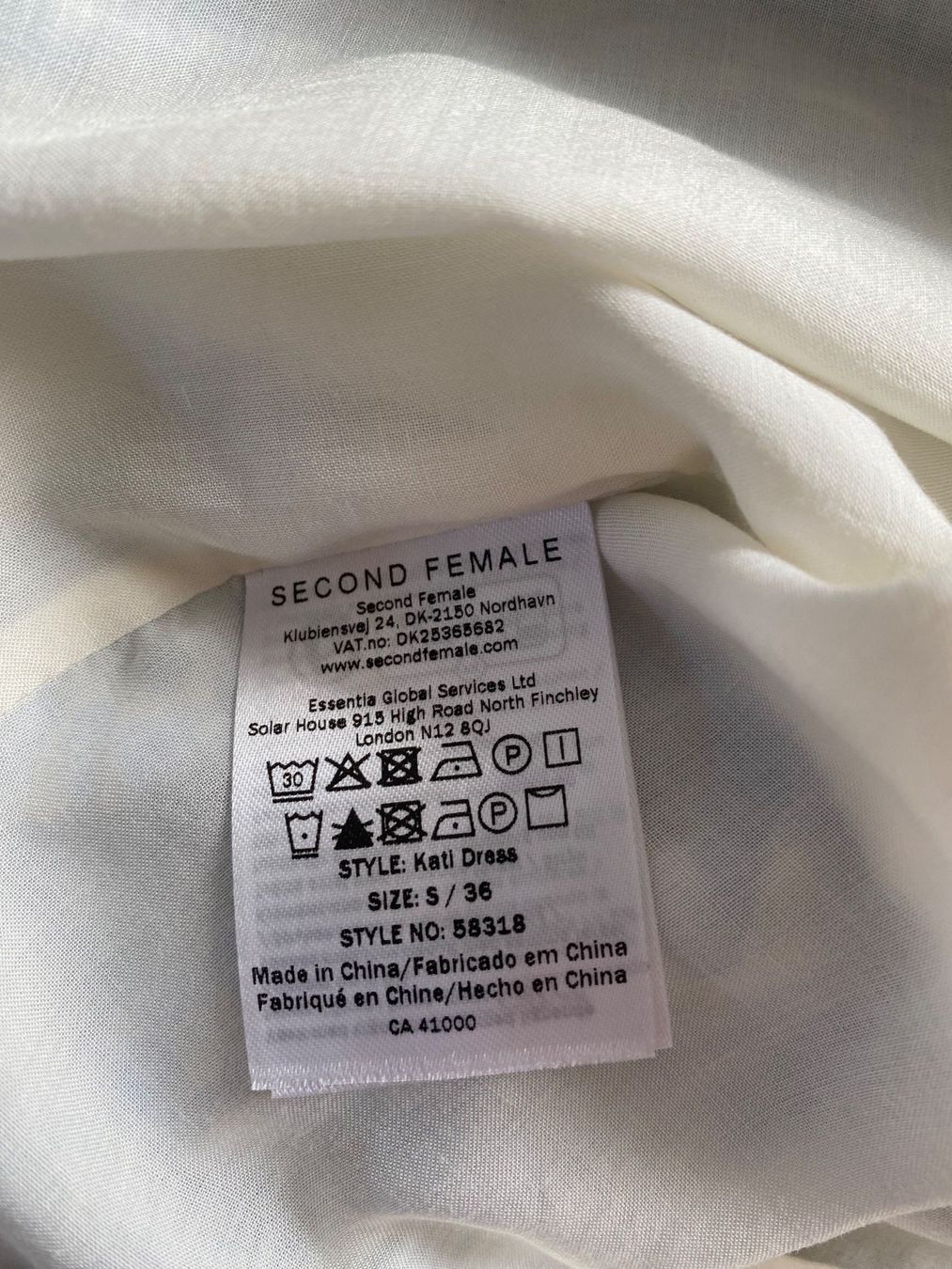 Vestiti: Süsses Kleid von Second Female Grösse 36/S – Nuovo (secondo la descrizione) da Uetikon am See venduto da cristalllina 3