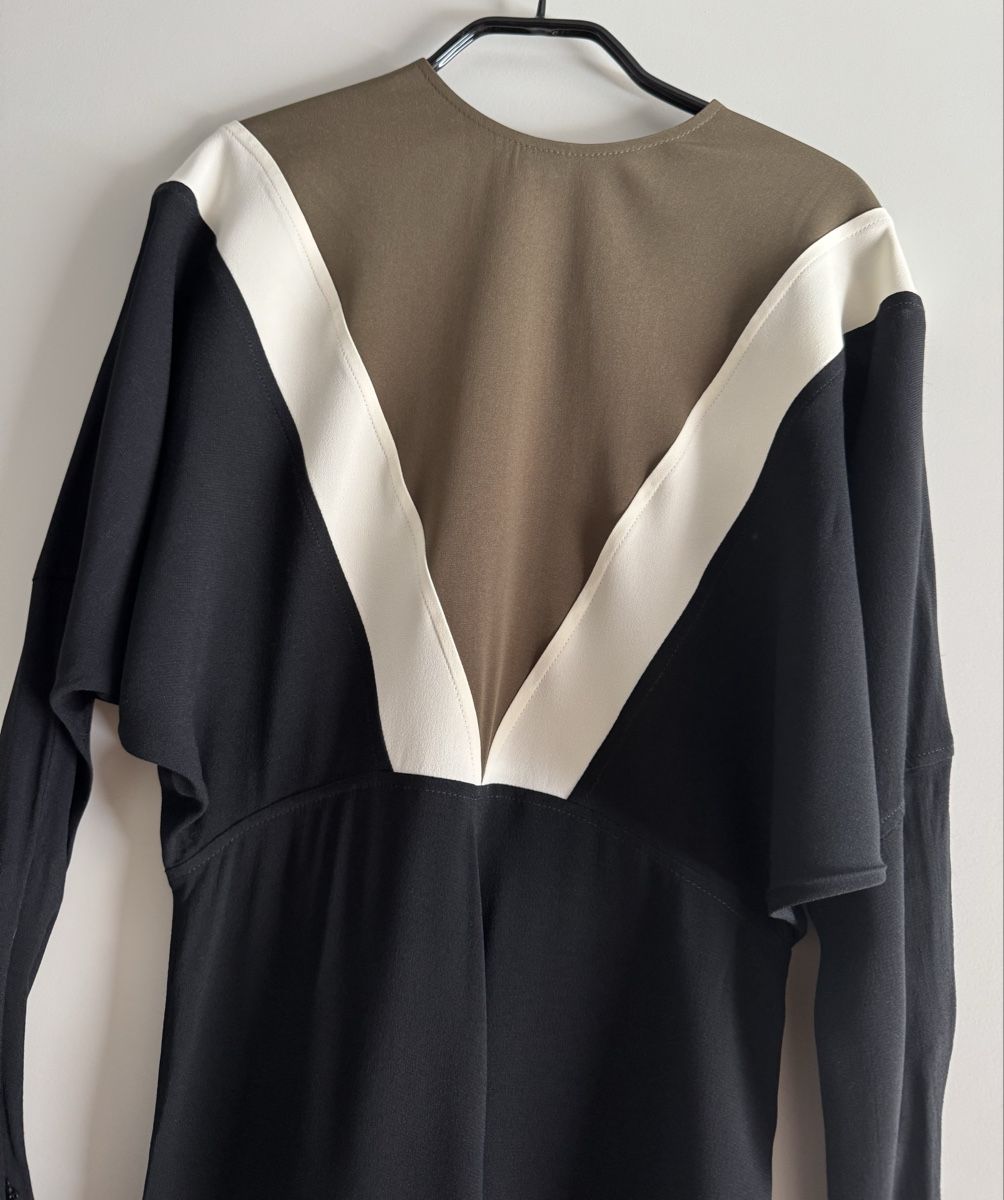 Victoria Beckham Vestiti: Kleid Victoria Beckham – Usato da Saas im Prättigau venduto da Holliwood 1