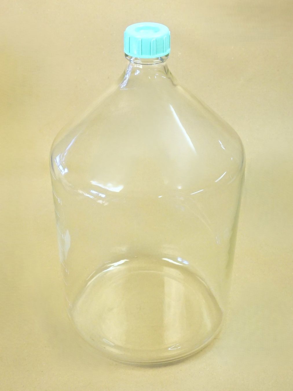 Accessori da laboratorio: Schott Duran Weithalsflasche 10.000ml mit Deckel – Usato da Pratteln venduto da Restwert_Pratteln