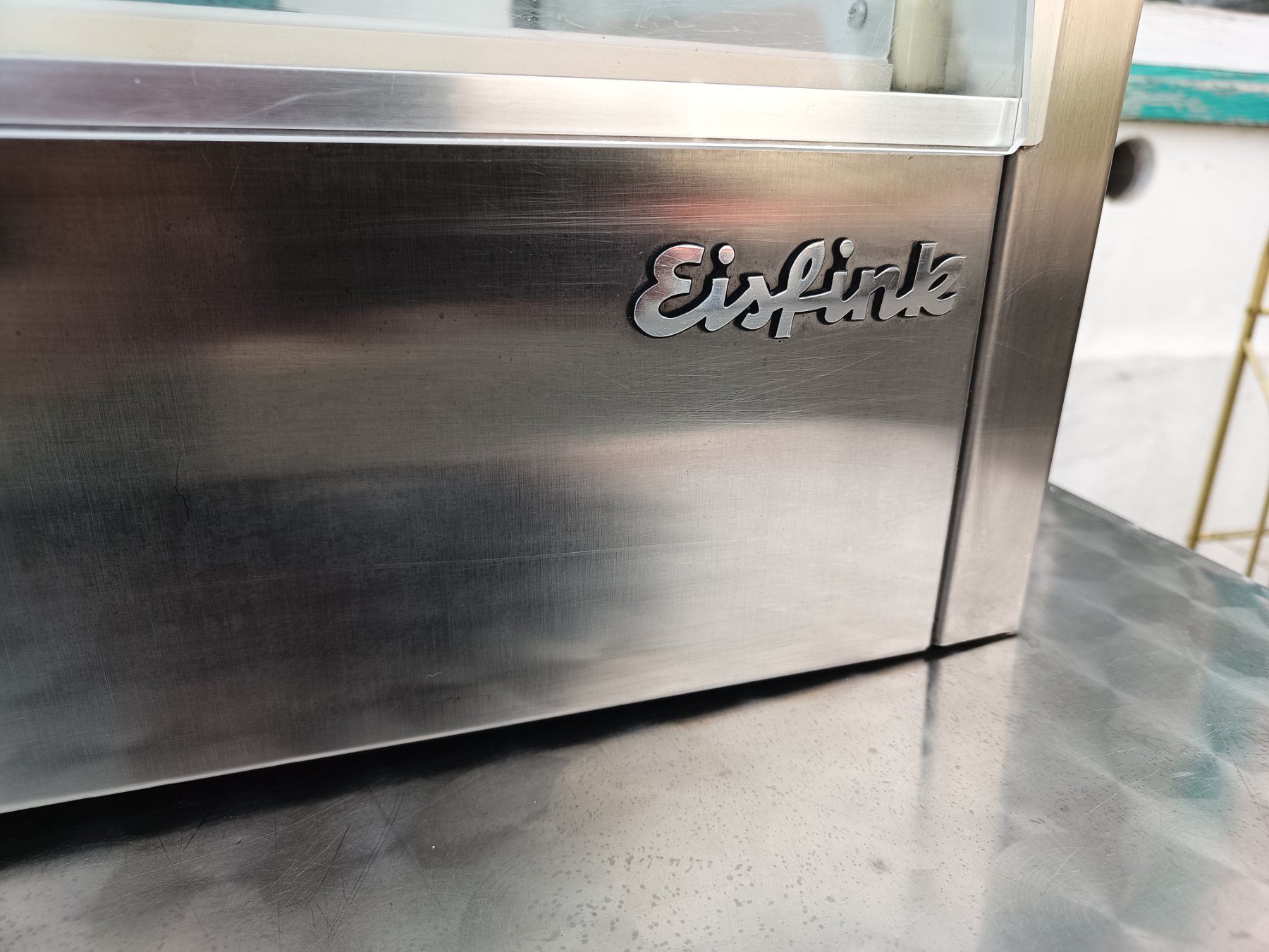 Frigoriferi: Eisfink Kühlvitrine – Usato da Oberegg venduto da A-Z.Handel.Loehrer 2