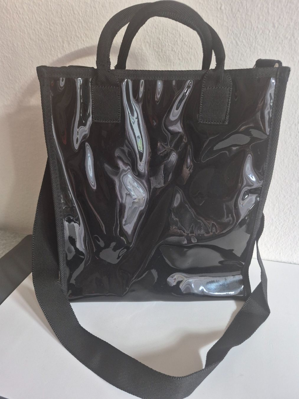 H&M Taschen: H&M Divided Tasche - Schwarz – Neu (gemäss Beschreibung) aus Bern von Rou_rsz5 2
