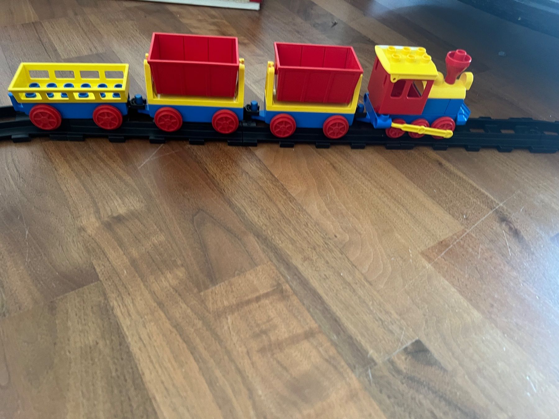Lego Kit di costruzioni: Lego Duplo Eisenbahn Schienen Schwarz – Usato da Jona venduto da Sariksa 2