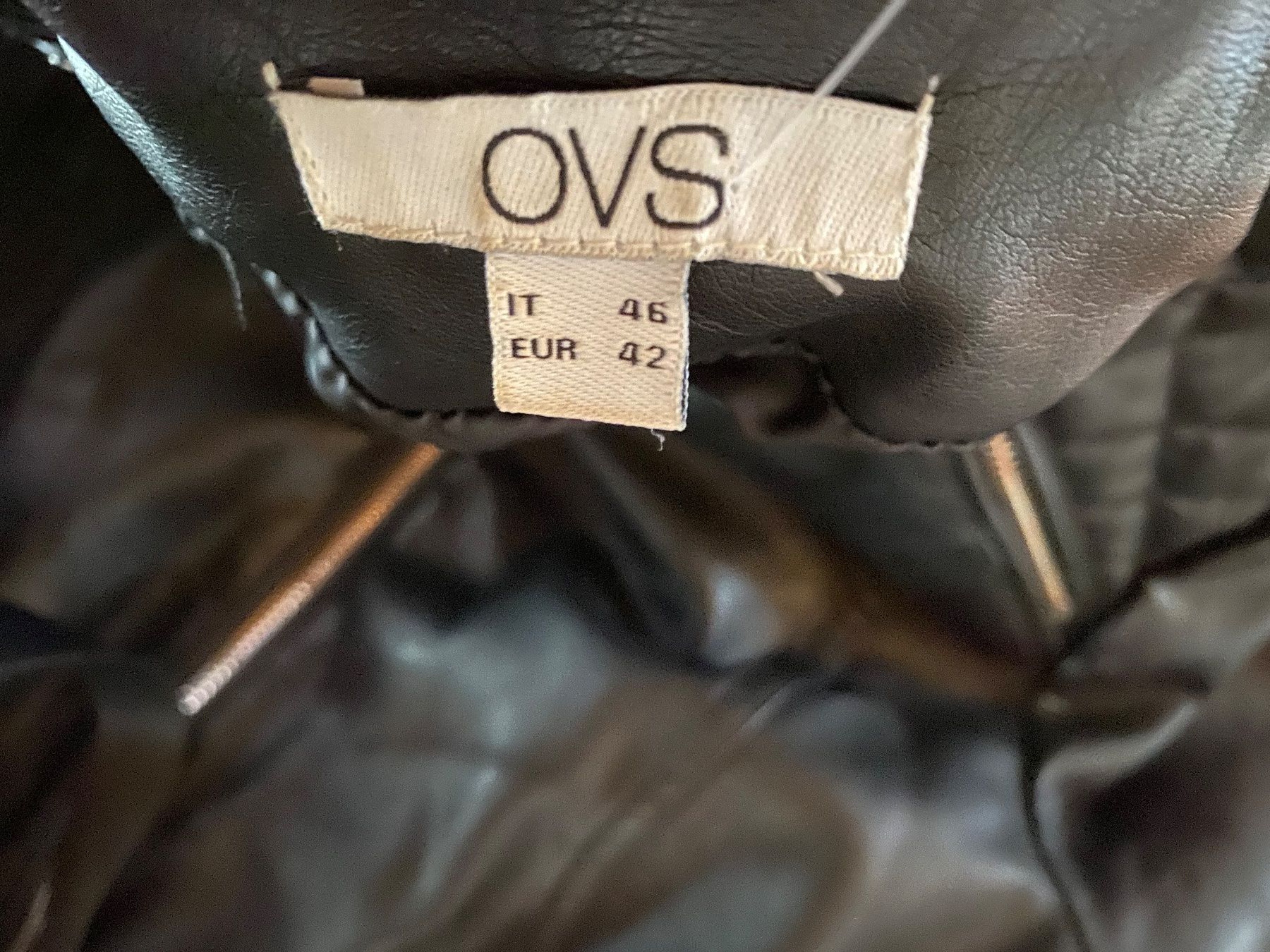Giacche: Kunstlederjacke schwarz Gr. 42 – Usato da St.Gallen venduto da maierm01 1