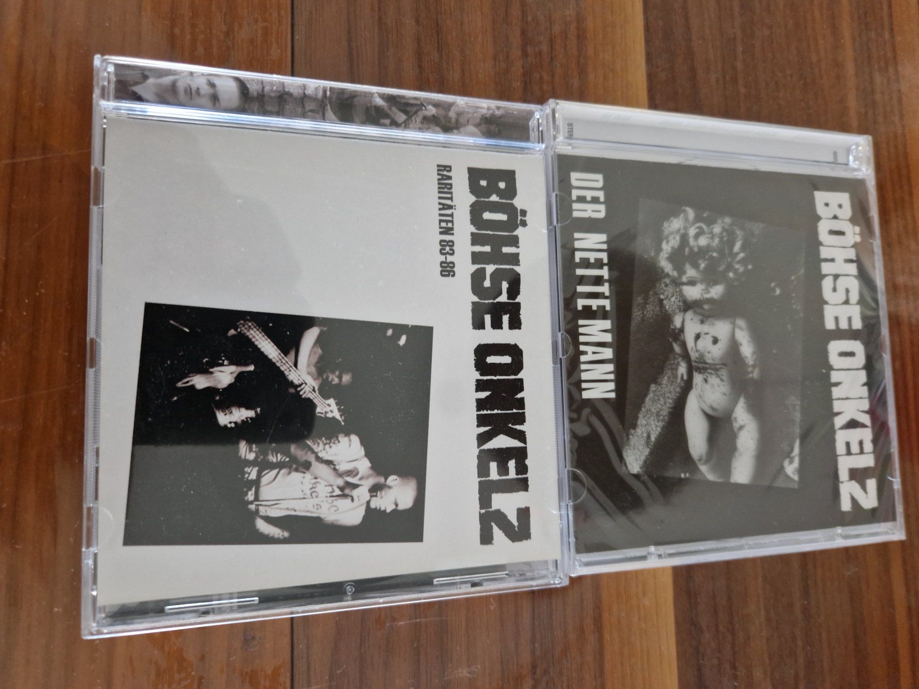 CD: Böhse onkelz 83-86 + Der nette Mann – Nuovo (secondo la descrizione) da Alpnach Dorf venduto da Claudio1488