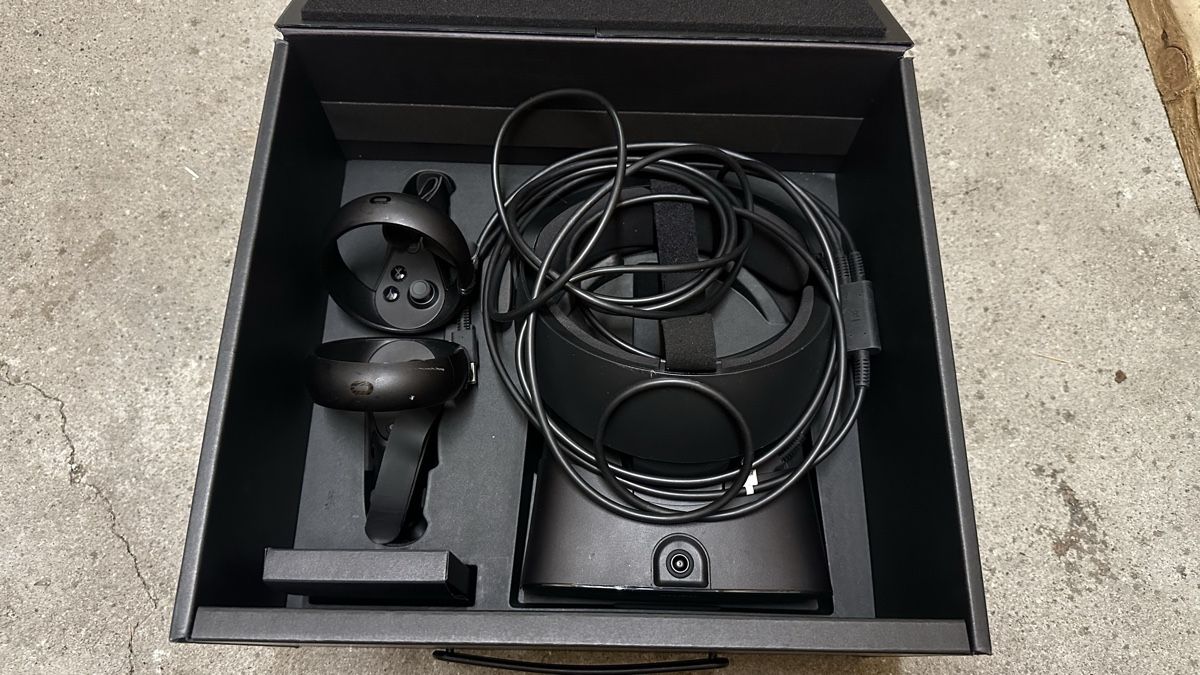 Meta Casco VR: Oculus Rift S VR Headset – Usato da Raron venduto da Antelope4849 1